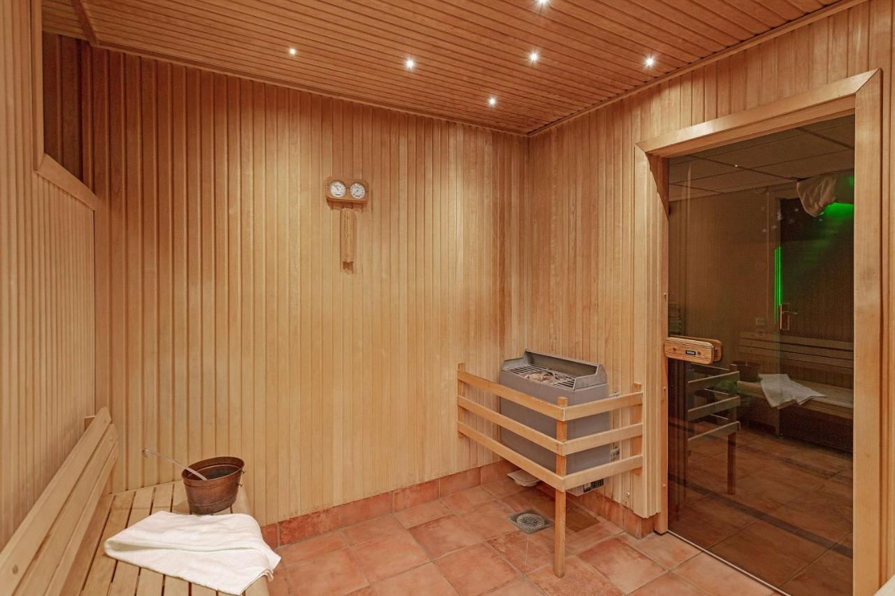Best Western Radmannen Алвеста Экстерьер фото